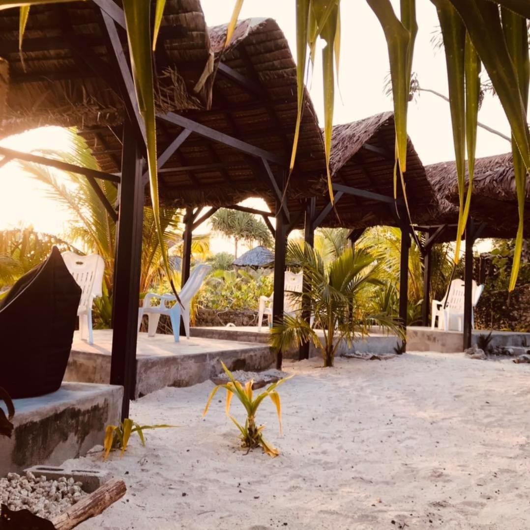 Banana Bay Beach Club Bed and Breakfast Eton Exterior foto